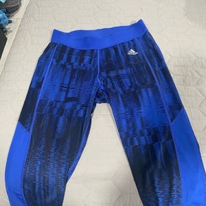Capri workout leggings